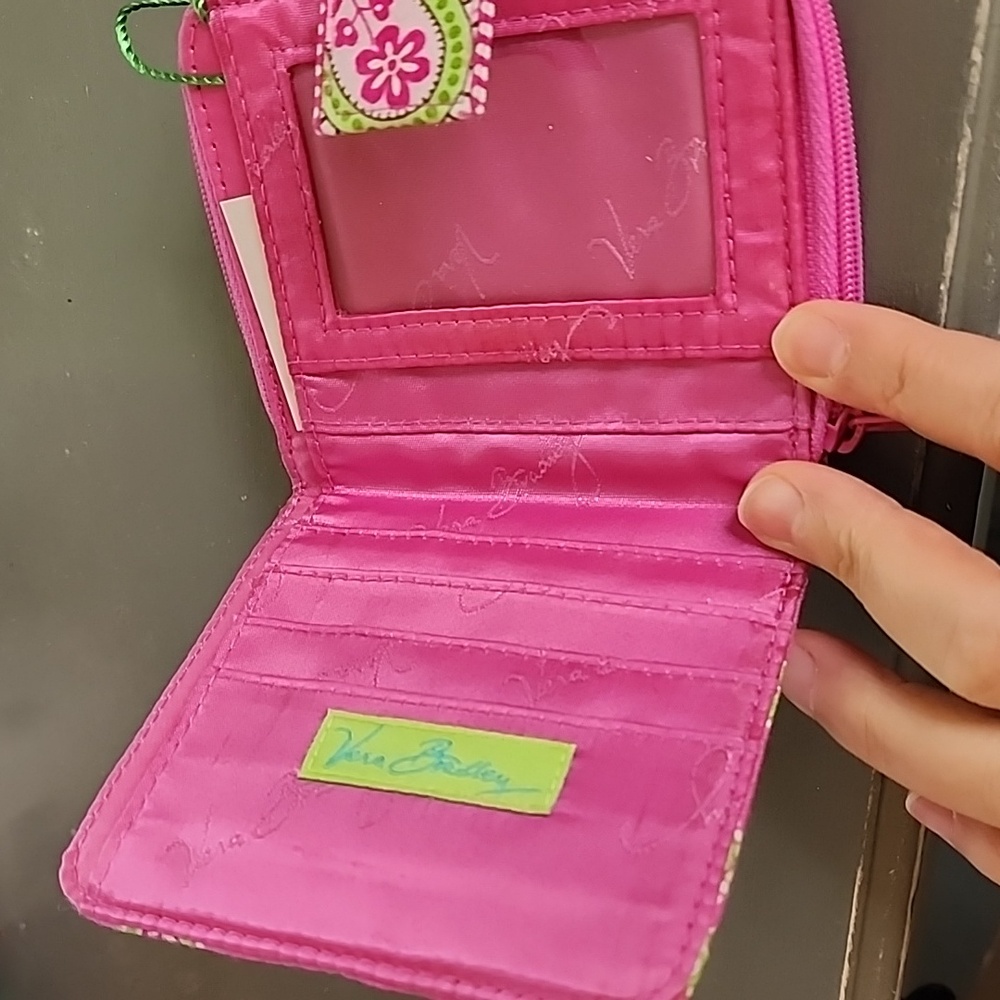 Vera Bradley Bermuda zip wallet - Picture 5 of 9